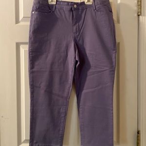 Ladies Bandolino size 14 crop pants